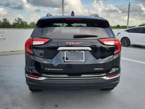 2022 GMC Terrain AWD AT4