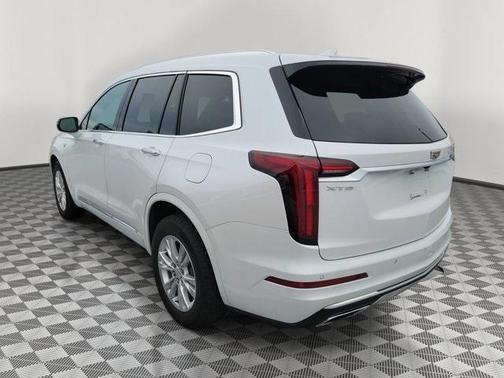 2024 Cadillac XT6 Luxury FWD