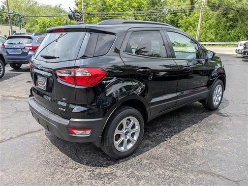 Photo 5 of 28 of 2020 Ford EcoSport SE