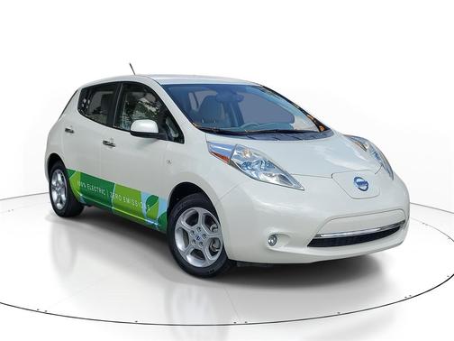 2011 Nissan Leaf SL