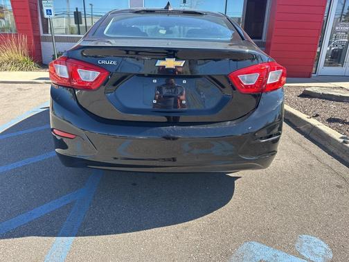 2016 Chevrolet Cruze LS Auto