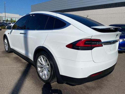 2016 Tesla Model X 