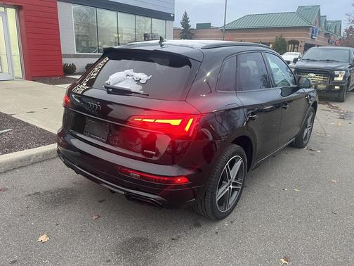 2025 Audi Q5 55 S line Premium Plus