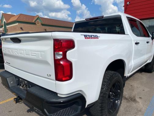 2022 Chevrolet Silverado 1500 LT Trail Boss