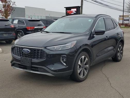 2023 Ford Escape Platinum