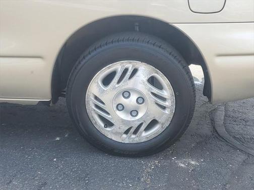 1999 Saturn SC Base