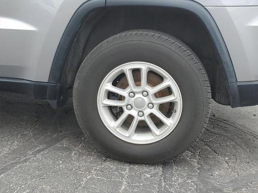 2019 Jeep Grand Cherokee Laredo