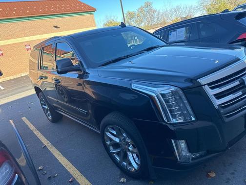 2018 Cadillac Escalade Platinum