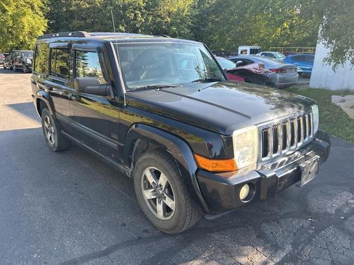 2008 Jeep Commander Sport