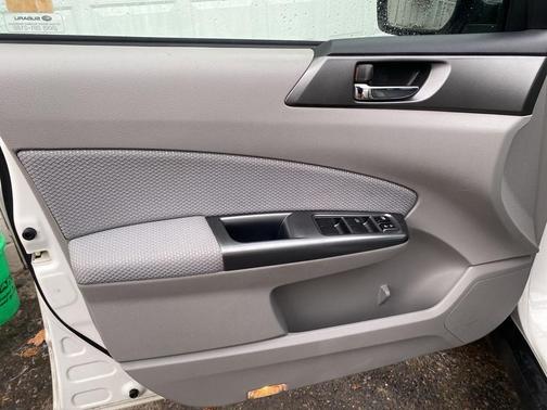 2012 Subaru Forester 2.5X Premium