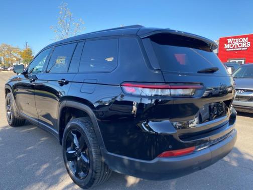2022 Jeep Grand Cherokee L Altitude