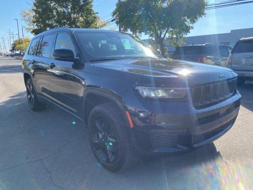 2022 Jeep Grand Cherokee L Altitude