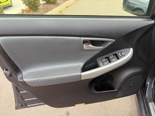 2012 Toyota Prius Five