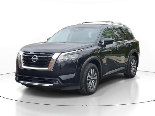 2022 Nissan Pathfinder SL 4WD