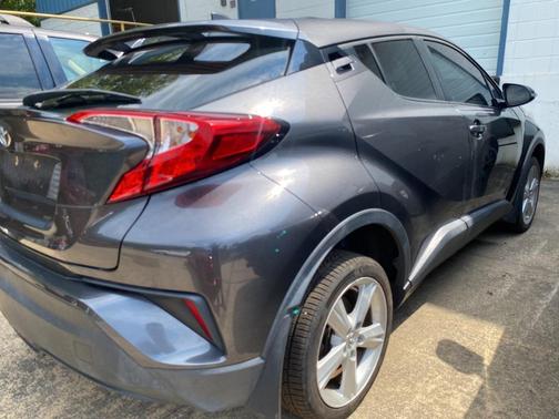 2018 Toyota C-HR XLE Premium