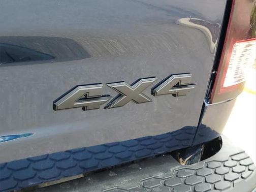 2021 RAM 1500 Classic Express