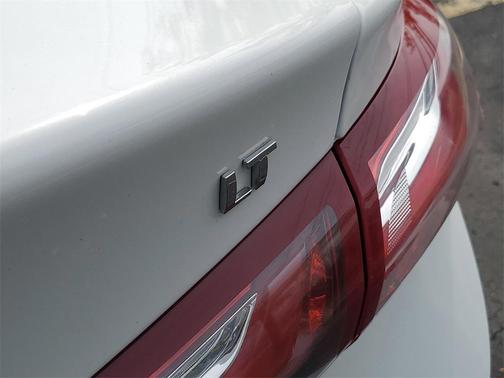 2020 Chevrolet Malibu FWD LT