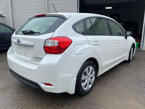 2016 Subaru Impreza 2.0i
