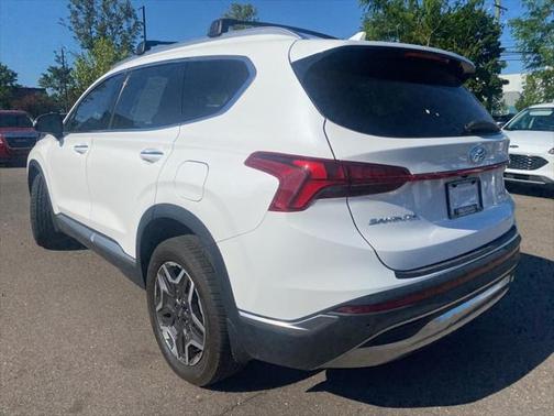 2022 Hyundai SANTA FE HEV SEL Premium