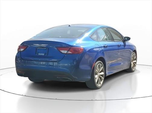 2016 Chrysler 200 S