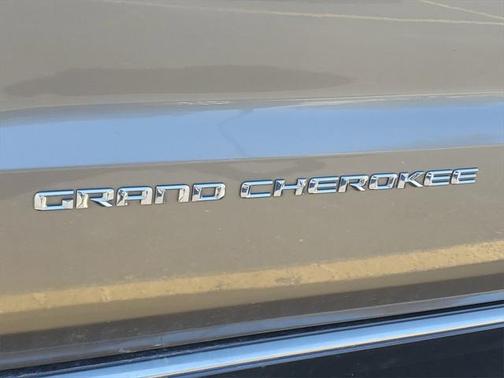 2016 Jeep Grand Cherokee Summit