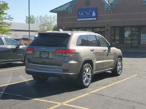 2016 Jeep Grand Cherokee Summit