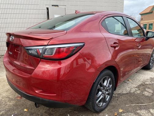 2019 Toyota Yaris Sedan L