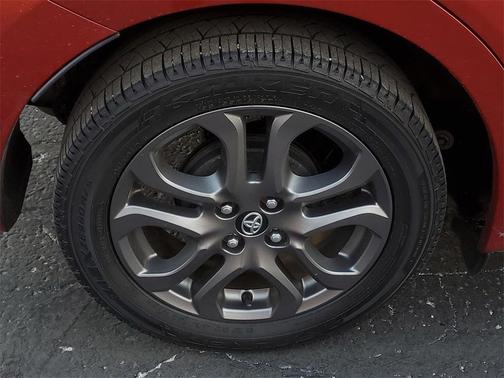 2019 Toyota Yaris Sedan L