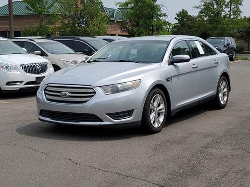 2014 Ford Taurus SEL