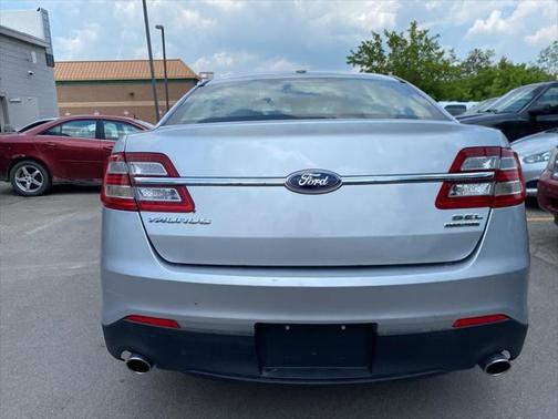 2014 Ford Taurus SEL