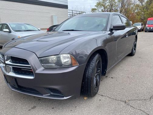 2013 Dodge Charger SE