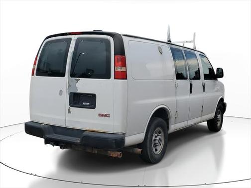 2008 GMC Savana 3500 Base