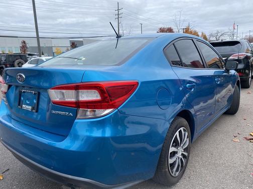 2018 Subaru Impreza 2.0i