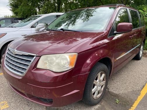 2009 Chrysler Town & Country Touring