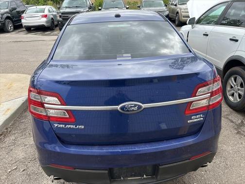 2013 Ford Taurus SEL