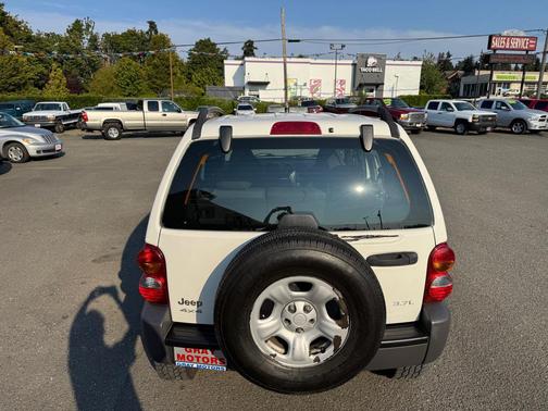 2004 Jeep Liberty Sport