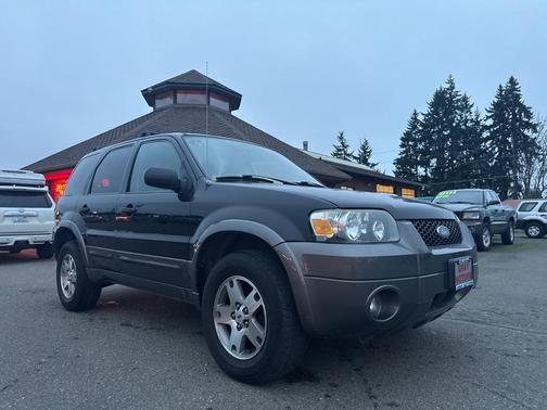 2005 Ford Escape XLT