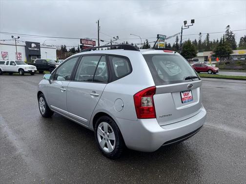 2009 Kia Rondo LX