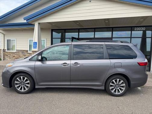 2020 Toyota Sienna Limited Premium