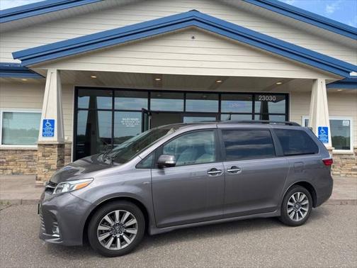 2020 Toyota Sienna Limited Premium