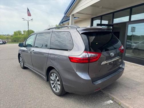 2020 Toyota Sienna Limited Premium