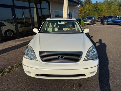 2001 Lexus LS 430 Base