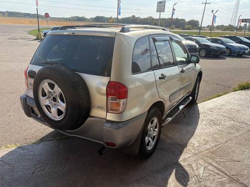 2003 Toyota RAV4 Base