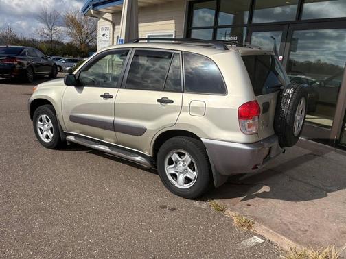 2003 Toyota RAV4 Base