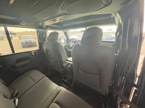 2021 Jeep Wrangler Willys