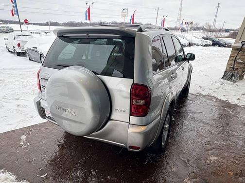 2004 Toyota RAV4 Base
