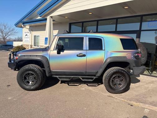 2014 Toyota FJ Cruiser Base