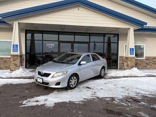 2010 Toyota Corolla LE