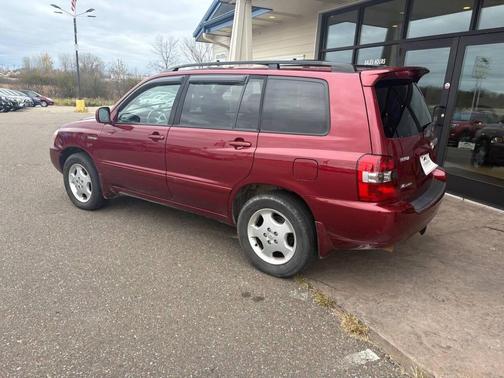 2004 Toyota Highlander Base