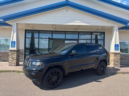 2017 Jeep Grand Cherokee Altitude